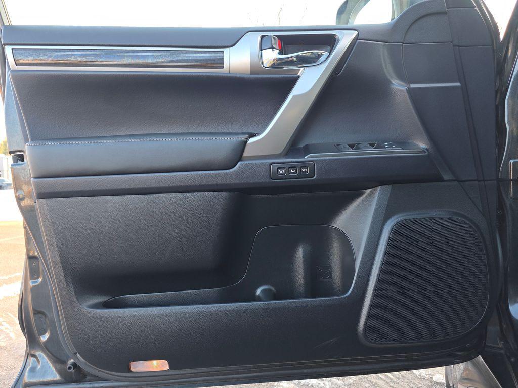 used 2023 Lexus GX 460 car, priced at $54,000