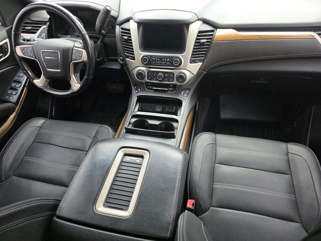 used 2020 GMC Yukon XL car, priced at $29,900