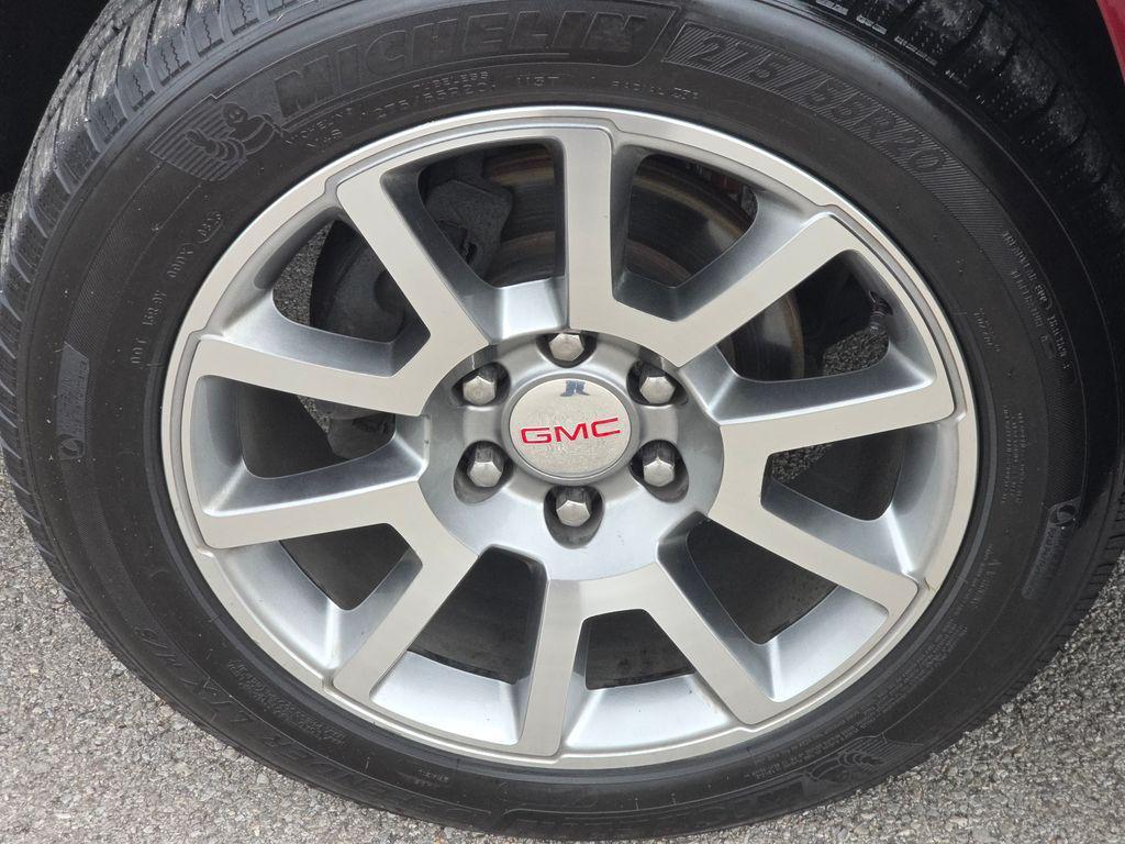 used 2020 GMC Yukon XL car, priced at $29,900