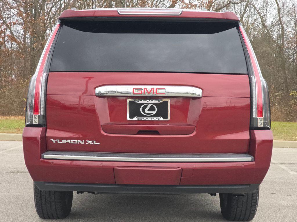 used 2020 GMC Yukon XL car, priced at $29,900