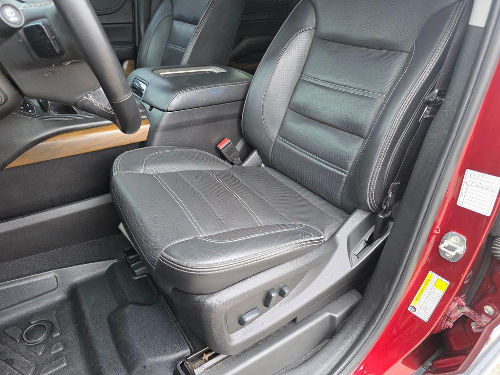 used 2020 GMC Yukon XL car, priced at $29,900