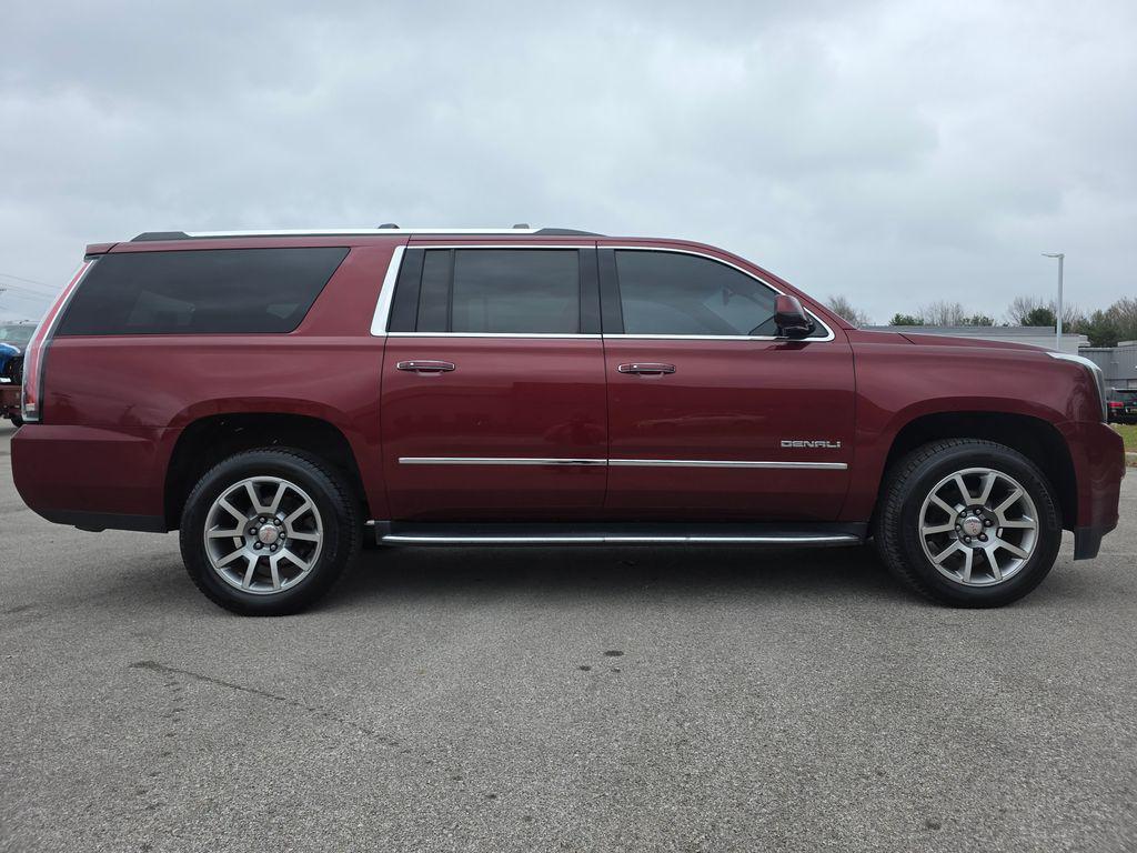 used 2020 GMC Yukon XL car, priced at $29,900