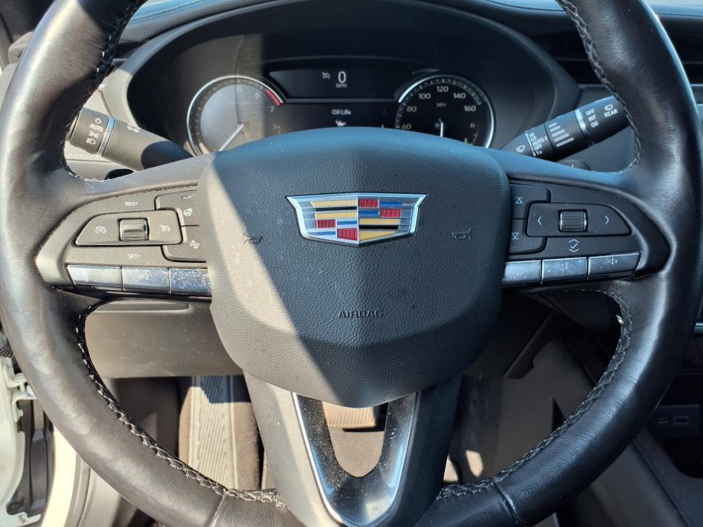 used 2020 Cadillac XT4 car, priced at $23,234