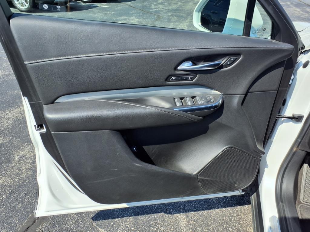 used 2020 Cadillac XT4 car, priced at $23,234