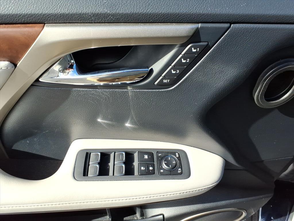 used 2020 Lexus RX 350L car, priced at $34,500