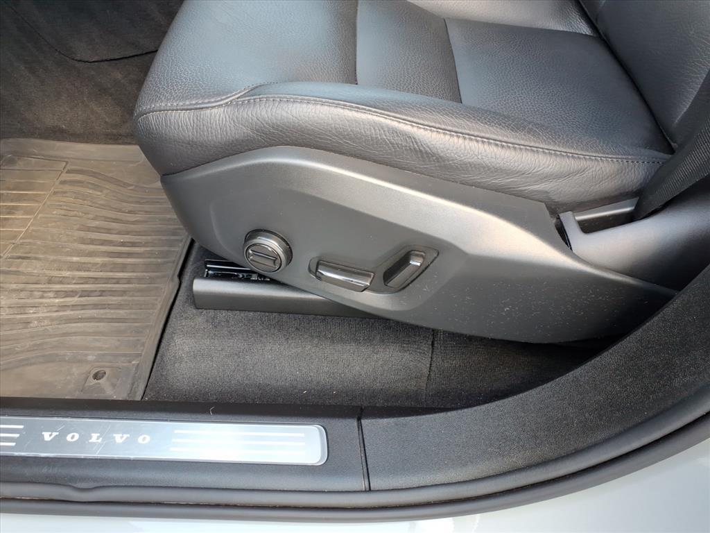 used 2024 Volvo XC90 car, priced at $49,170