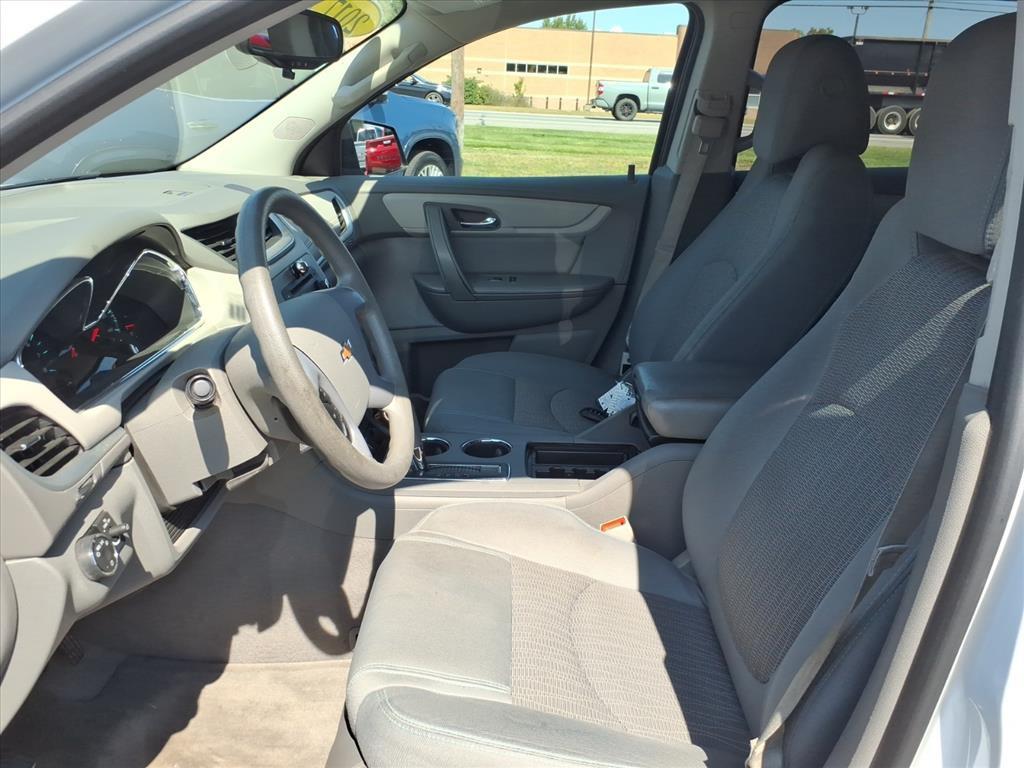 used 2017 Chevrolet Traverse car, priced at $9,999