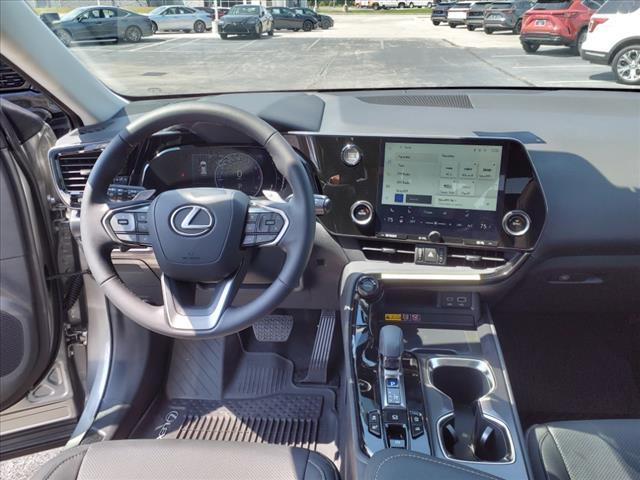 new 2025 Lexus NX 350 car