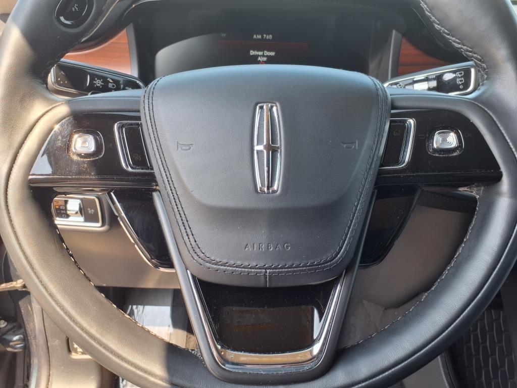 used 2022 Lincoln Aviator car, priced at $45,967