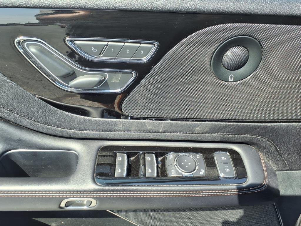 used 2022 Lincoln Aviator car, priced at $45,967