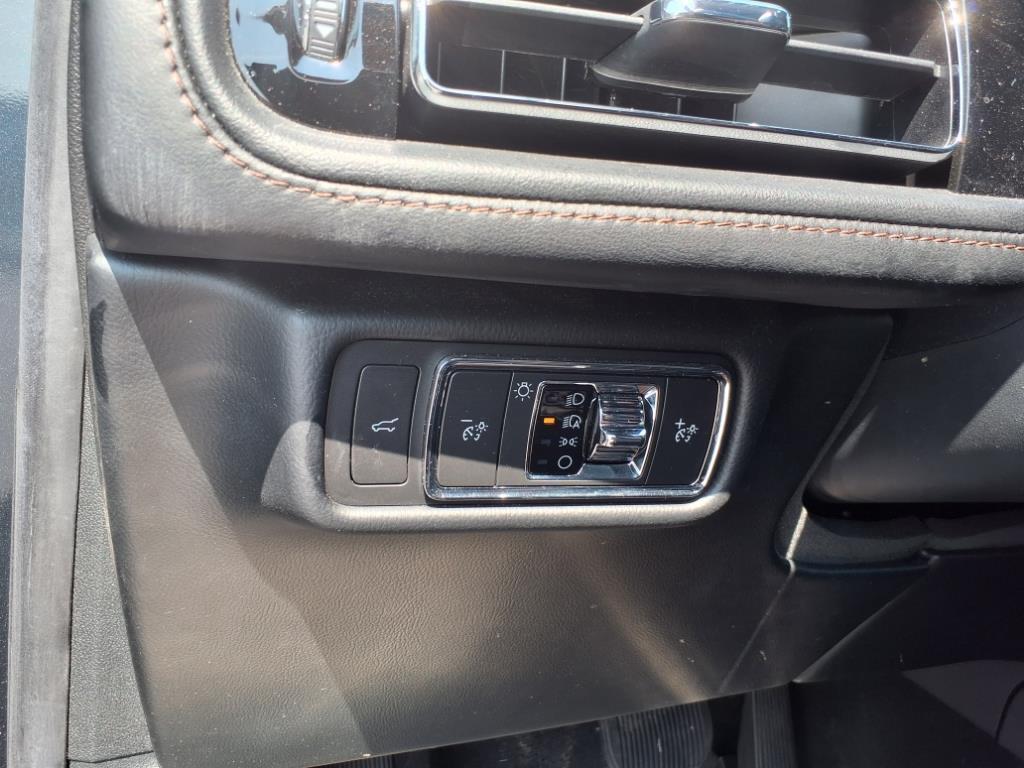 used 2022 Lincoln Aviator car, priced at $45,967