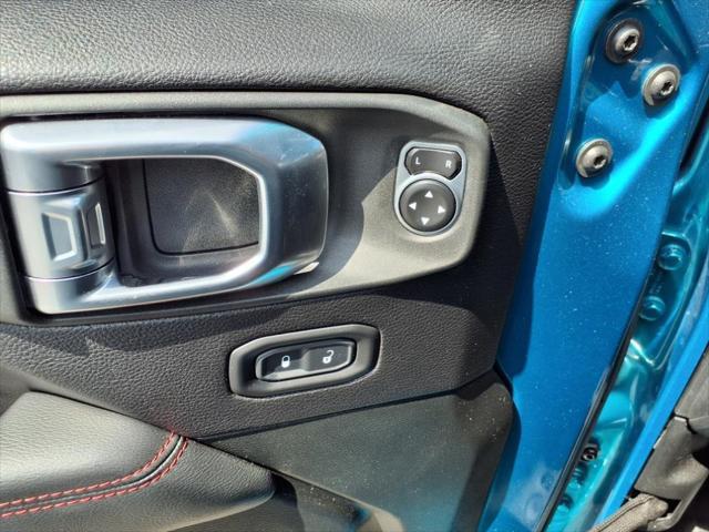 used 2019 Jeep Wrangler Unlimited car, priced at $33,221