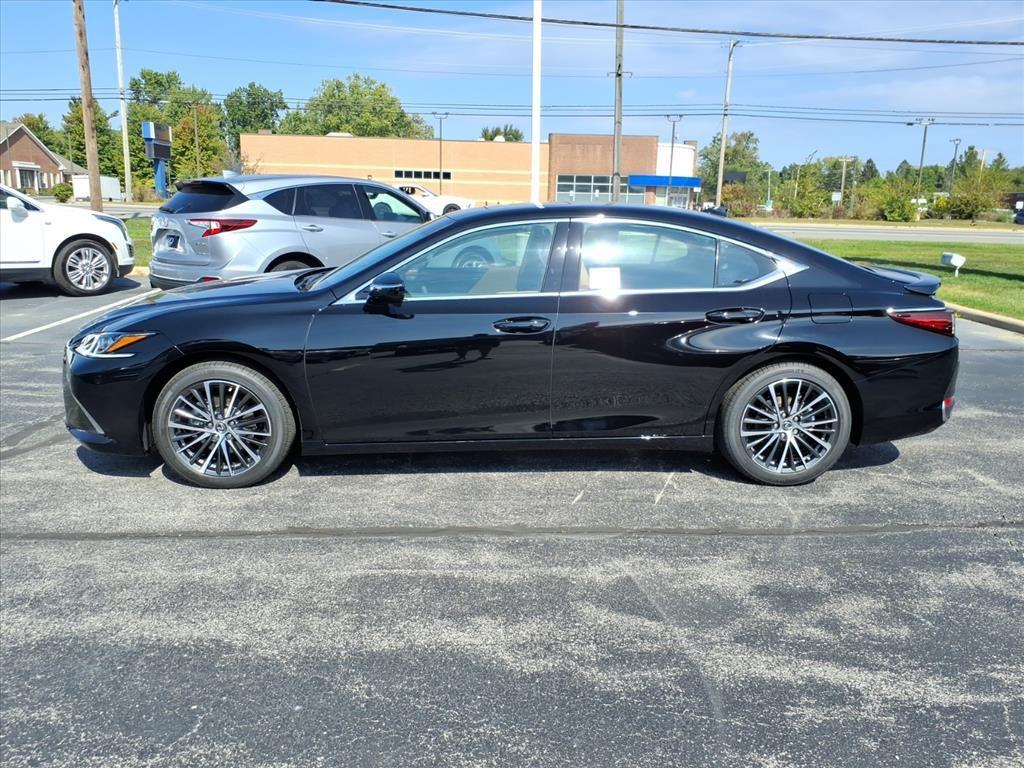 new 2025 Lexus ES 300h car, priced at $50,744
