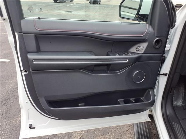 used 2024 Ford Expedition car, priced at $59,925