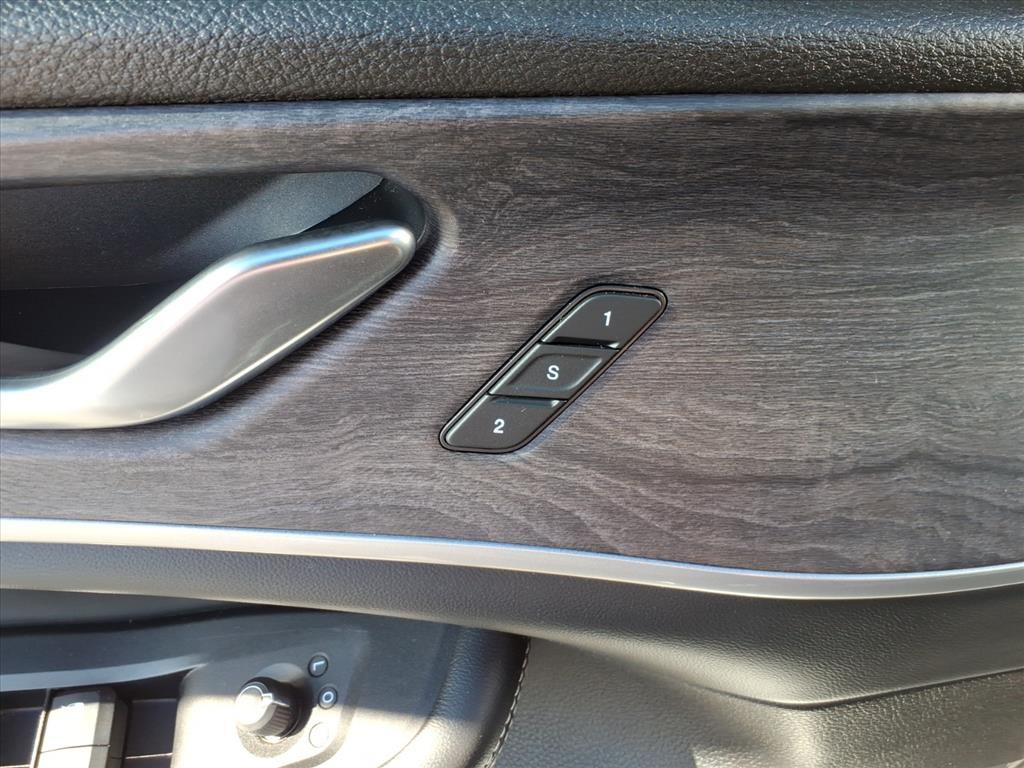 used 2022 Jeep Grand Cherokee 4xe car, priced at $24,000