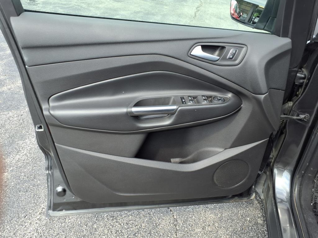 used 2019 Ford Escape car, priced at $13,372