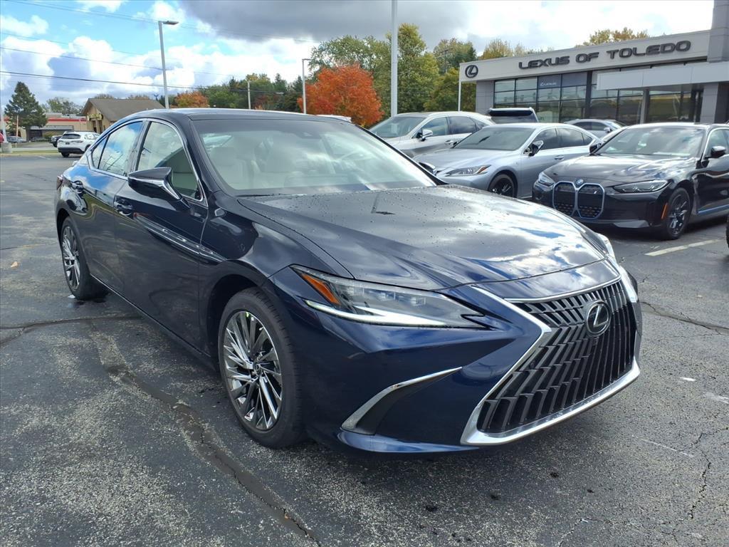 new 2025 Lexus ES 350 car, priced at $56,275