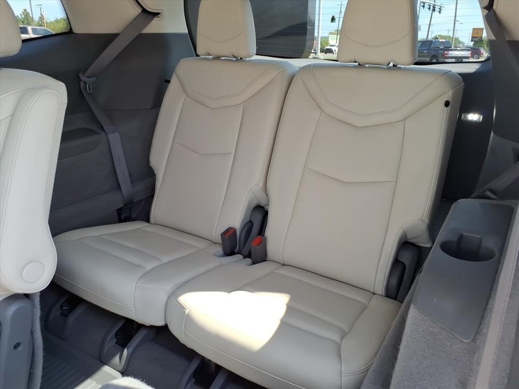 used 2022 Cadillac XT6 car, priced at $29,000
