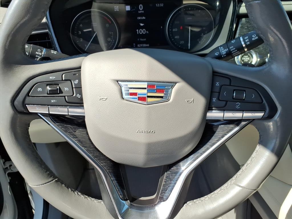 used 2022 Cadillac XT6 car, priced at $29,000
