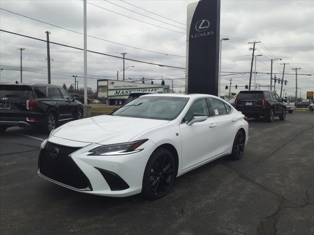 new 2025 Lexus ES 300h car, priced at $50,300