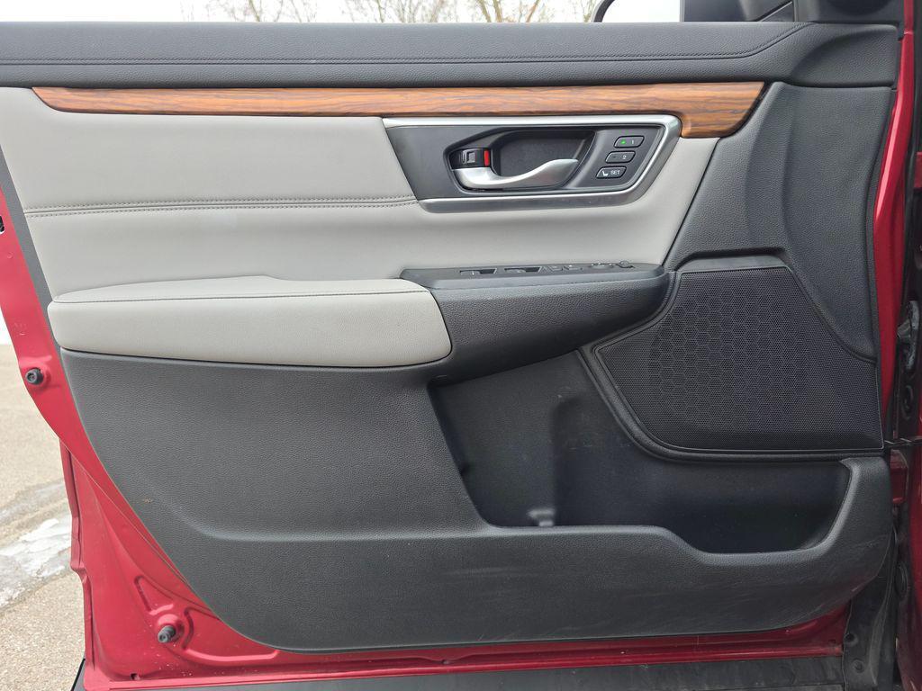 used 2022 Honda CR-V car, priced at $25,900