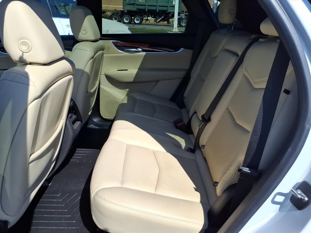 used 2018 Cadillac XT5 car, priced at $19,500