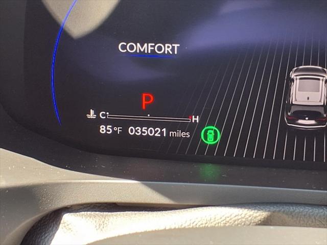used 2023 Acura MDX car, priced at $49,415