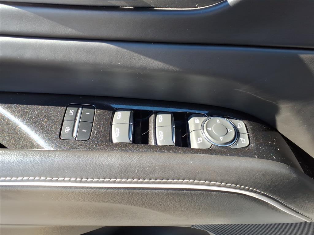 used 2021 Cadillac Escalade ESV car, priced at $54,500