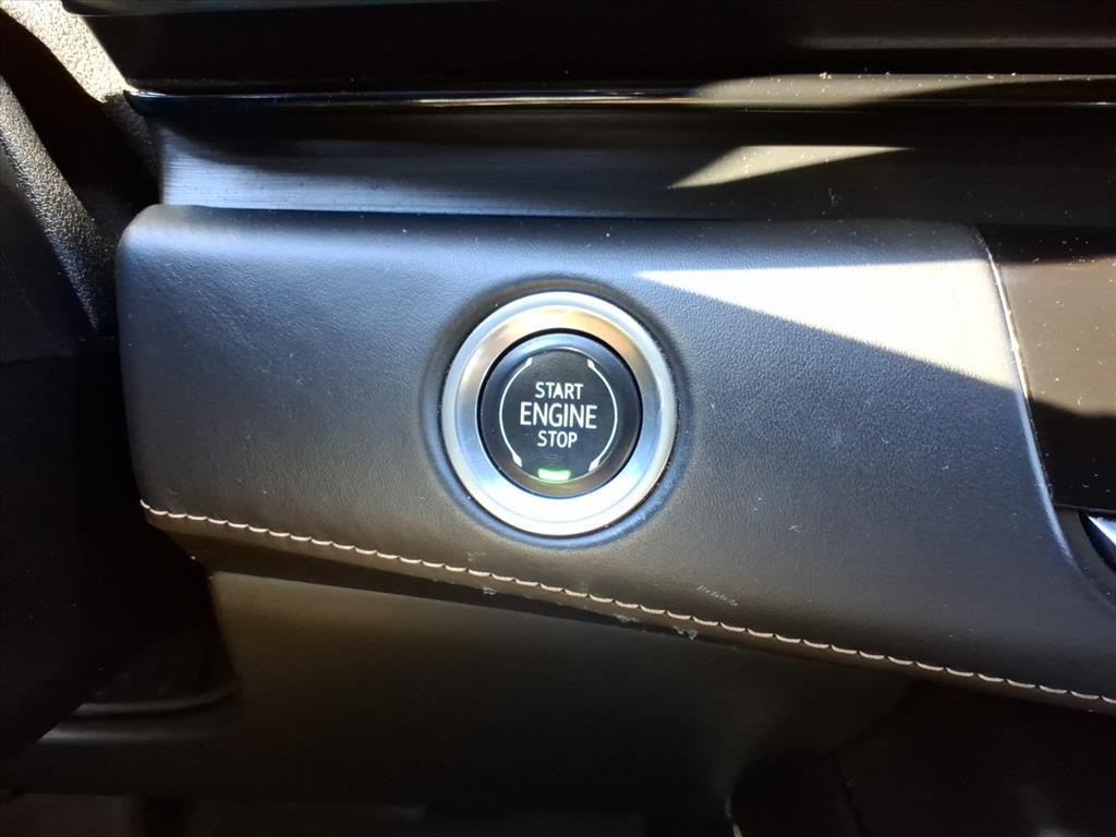 used 2021 Cadillac Escalade ESV car, priced at $54,500