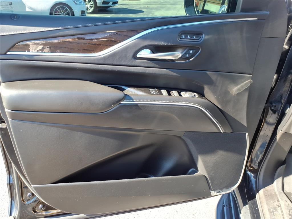 used 2021 Cadillac Escalade ESV car, priced at $54,500