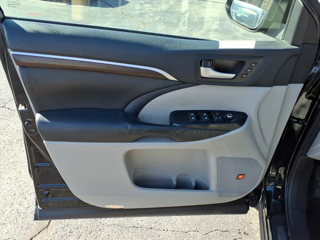 used 2015 Toyota Highlander car, priced at $16,000