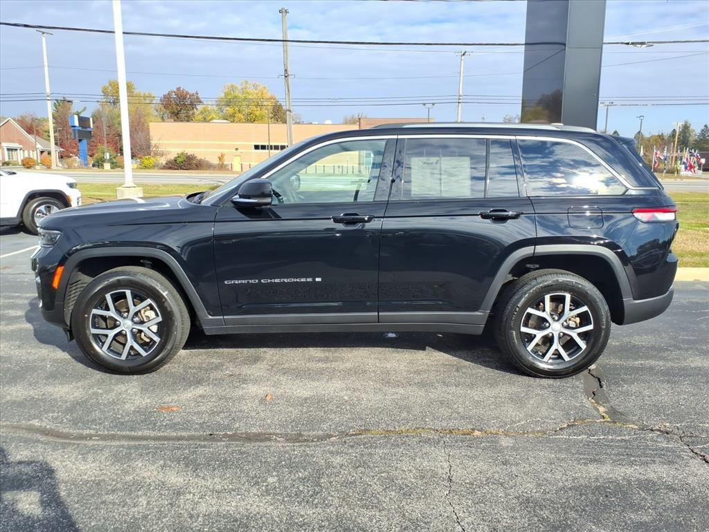 used 2023 Jeep Grand Cherokee car, priced at $29,500