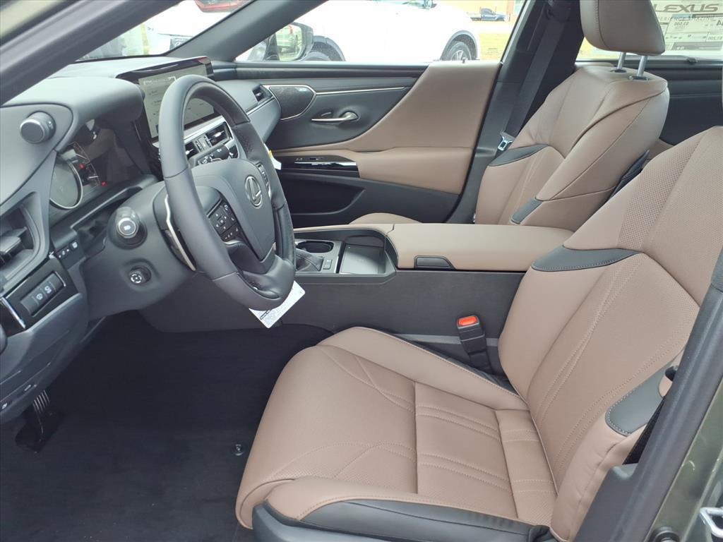 new 2025 Lexus ES 300h car, priced at $56,950