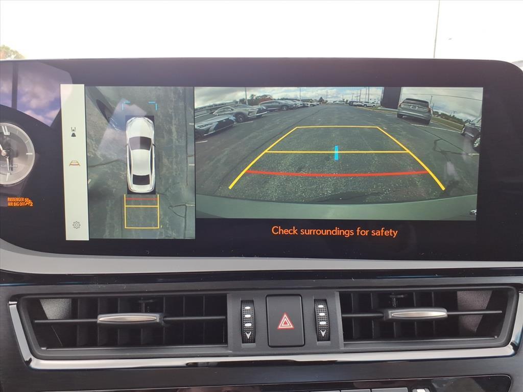 new 2025 Lexus ES 300h car, priced at $56,950