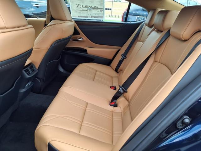 new 2025 Lexus ES 350 car, priced at $54,340