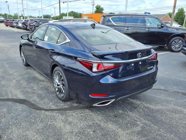new 2025 Lexus ES 350 car, priced at $54,340