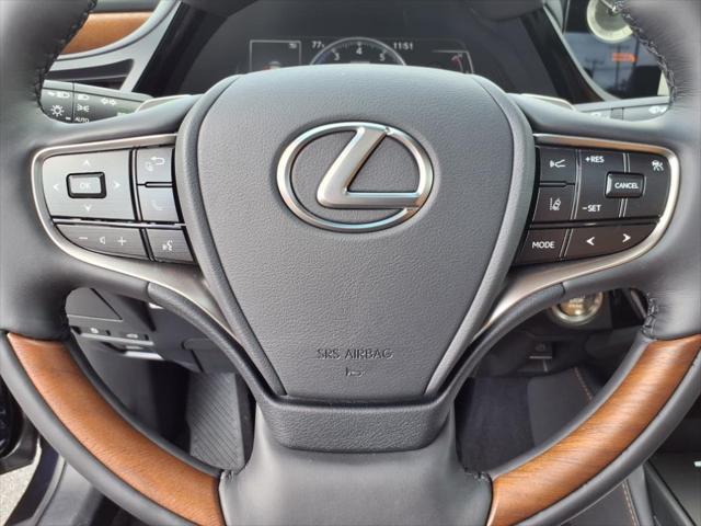 new 2025 Lexus ES 350 car, priced at $54,340