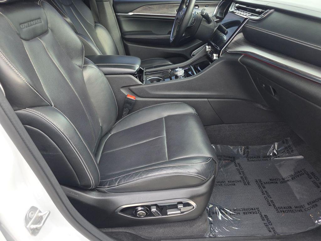 used 2022 Jeep Grand Cherokee car, priced at $30,000