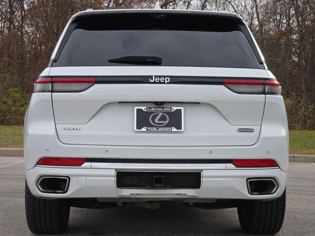 used 2022 Jeep Grand Cherokee car, priced at $30,000