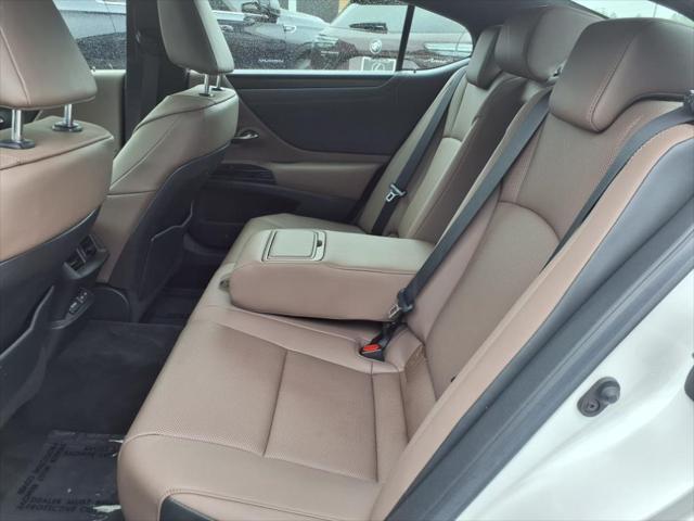 used 2022 Lexus ES 250 car, priced at $33,701