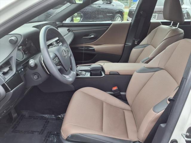 used 2022 Lexus ES 250 car, priced at $33,701
