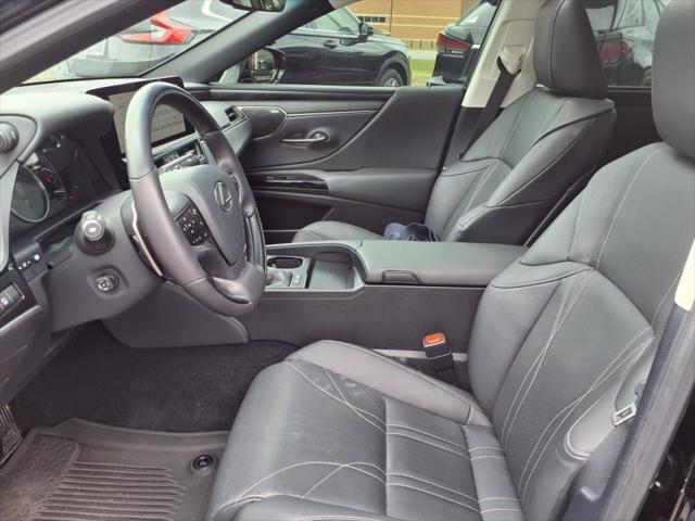 used 2024 Lexus ES 300h car, priced at $52,099
