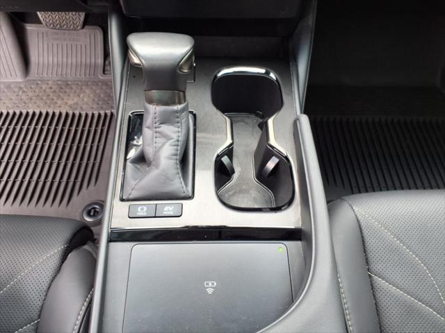 used 2024 Lexus ES 300h car, priced at $52,099
