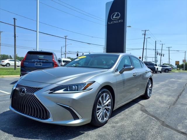 used 2019 Lexus ES 350 car, priced at $29,426