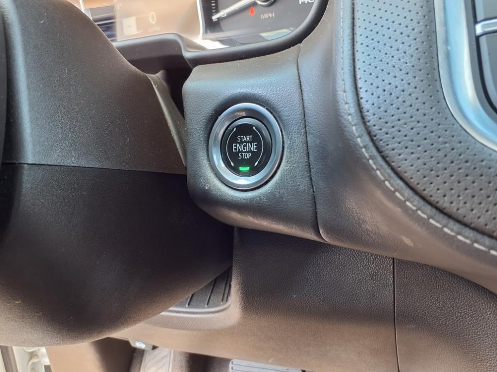 used 2021 GMC Yukon car, priced at $40,111