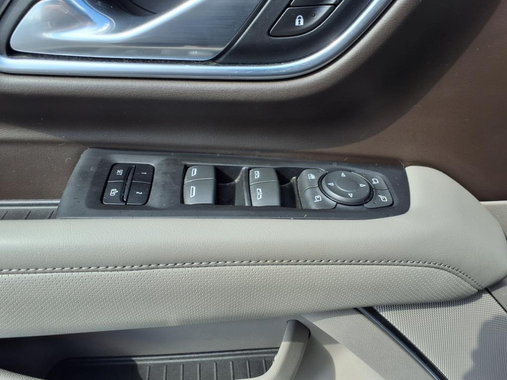 used 2021 GMC Yukon car, priced at $40,111
