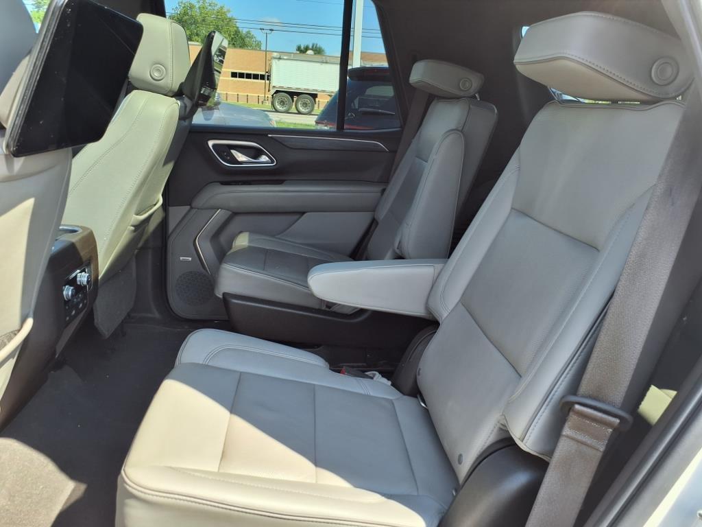 used 2021 GMC Yukon car, priced at $40,111