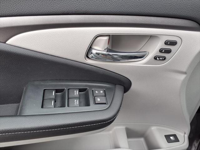 used 2023 Honda Ridgeline car, priced at $35,300