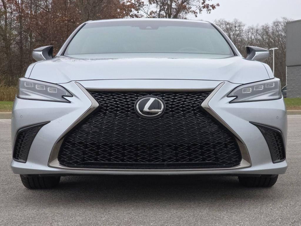 used 2025 Lexus ES 300h car, priced at $41,900