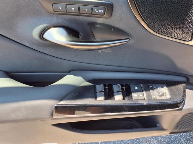 used 2024 Lexus ES 350 car, priced at $50,941